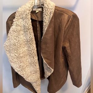 Boutique coat suede and sherpa